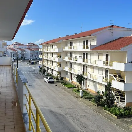 Lina 300m From The Apartman Atouguia da Baleia